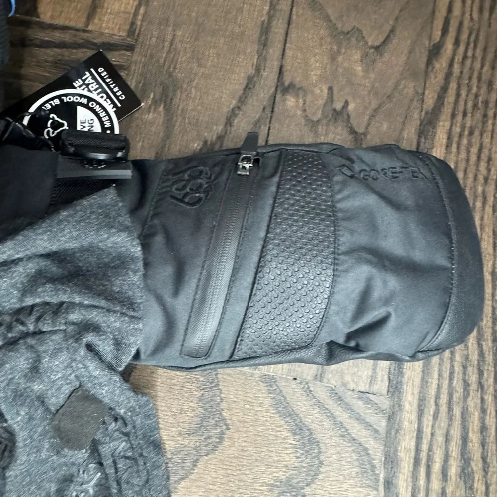 686 Womens Gore-Tex Smarty 3 in 1 Gauntlet Mitt - Picture 11 of 13